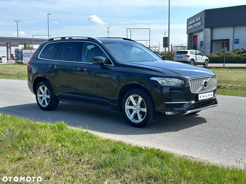 Volvo XC 90 D5 AWD Momentum - 9