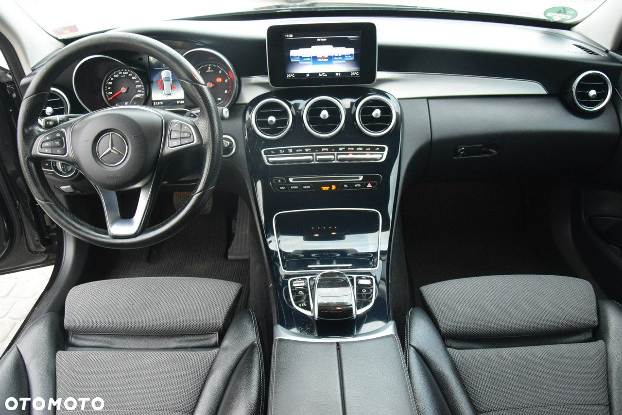 Mercedes-Benz Klasa C - 26