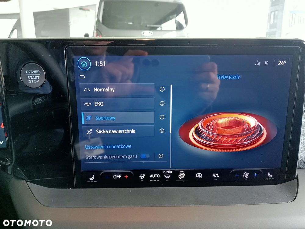 Ford E-Transit Couirer - 20