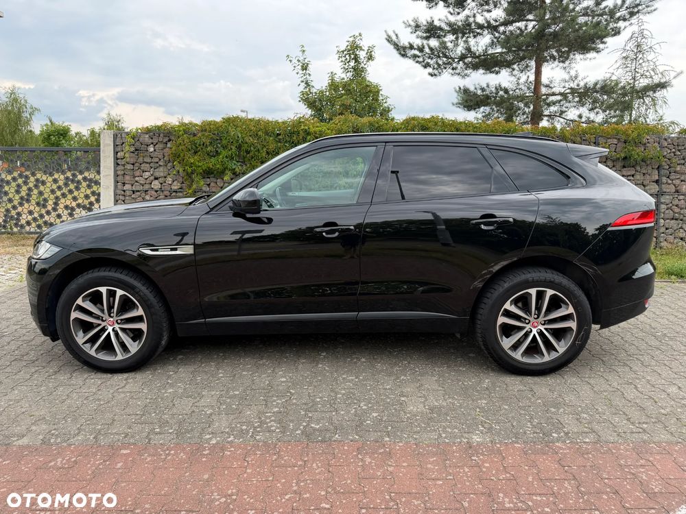 Jaguar F-Pace 2.0 i4D AWD R-Sport - 12