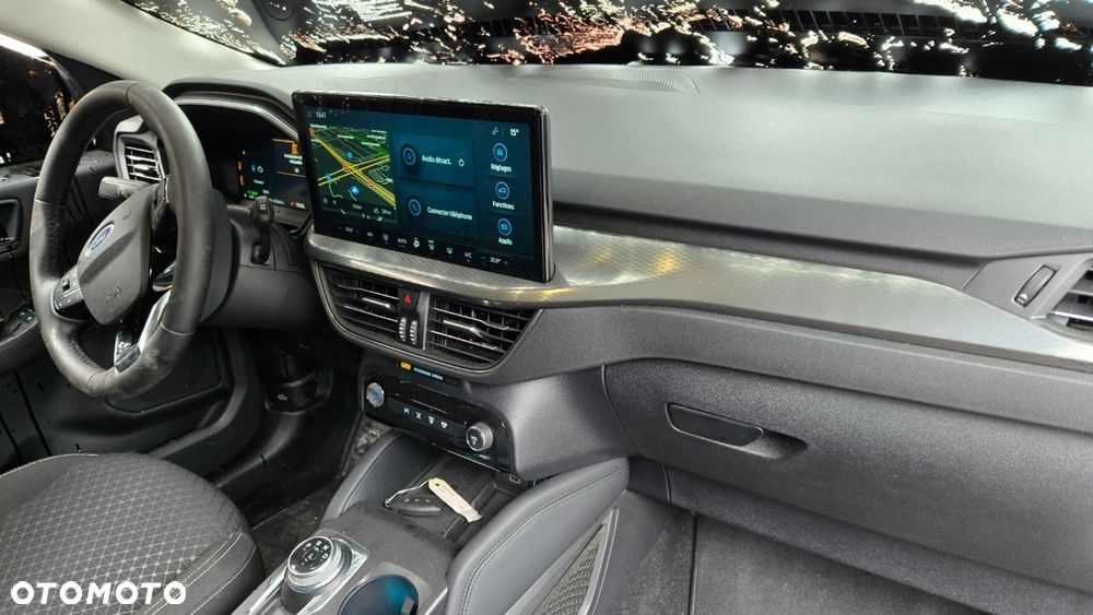 Ford Kuga - 40