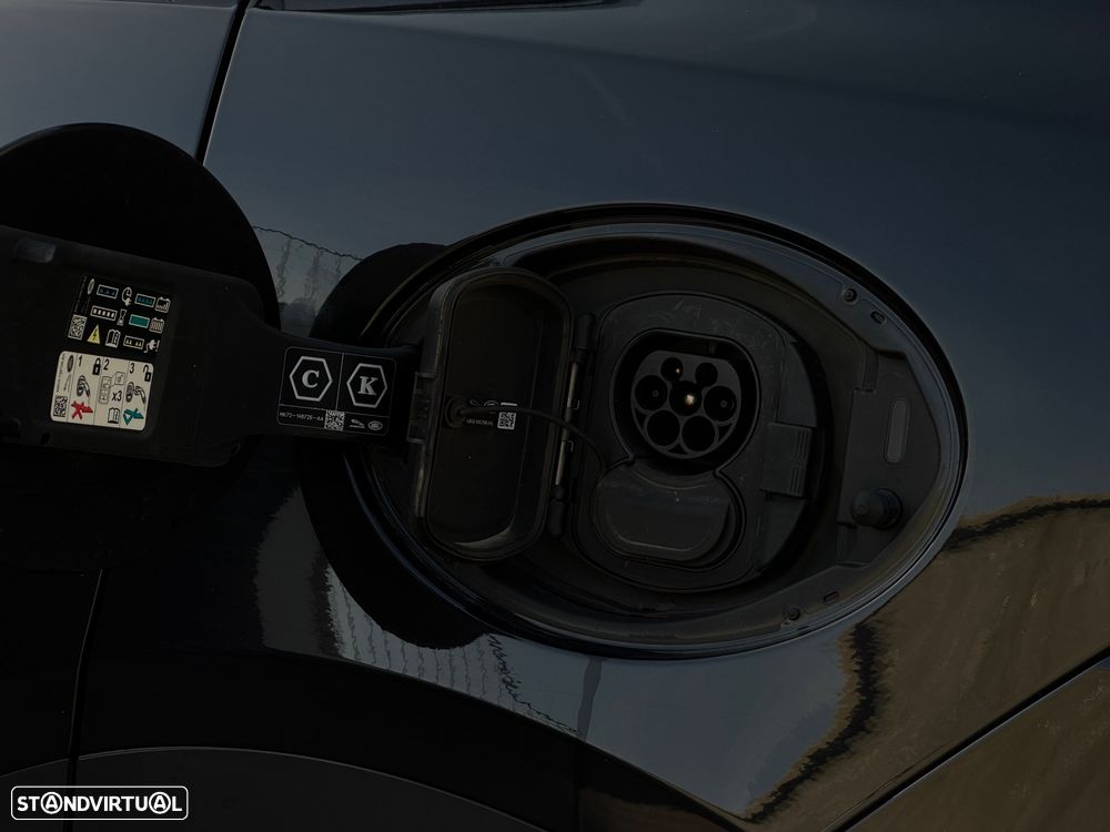 Jaguar E-Pace 1.5 P300e R-Dynamic HSE AWD Aut. - 10