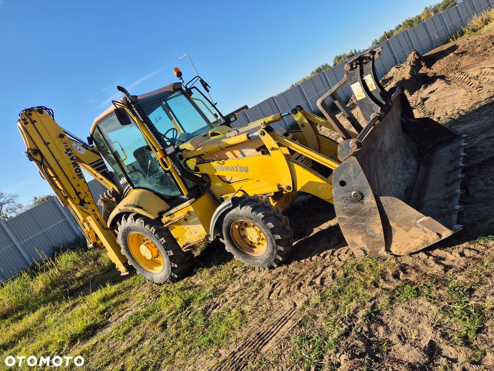 Komatsu WB93R 4x4 - 1
