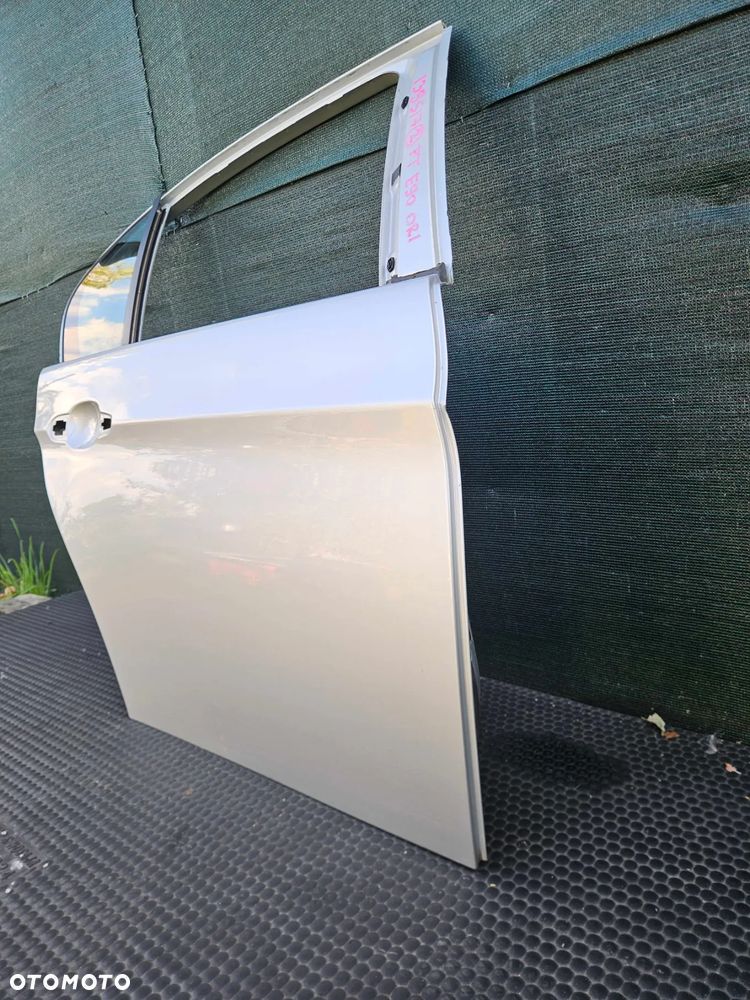 Drzwi Tyl Tylne Lewe Prawe Poszycie Szyba Srebrne 354 Titansilber BMW 3 E90 sedan Oryginal Lakier 2009r - 27