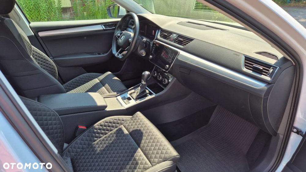Skoda Superb 1.5 TSI Ambition DSG - 7