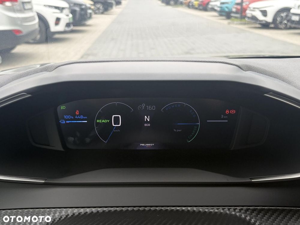 Peugeot 208 54kWh Allure - 12