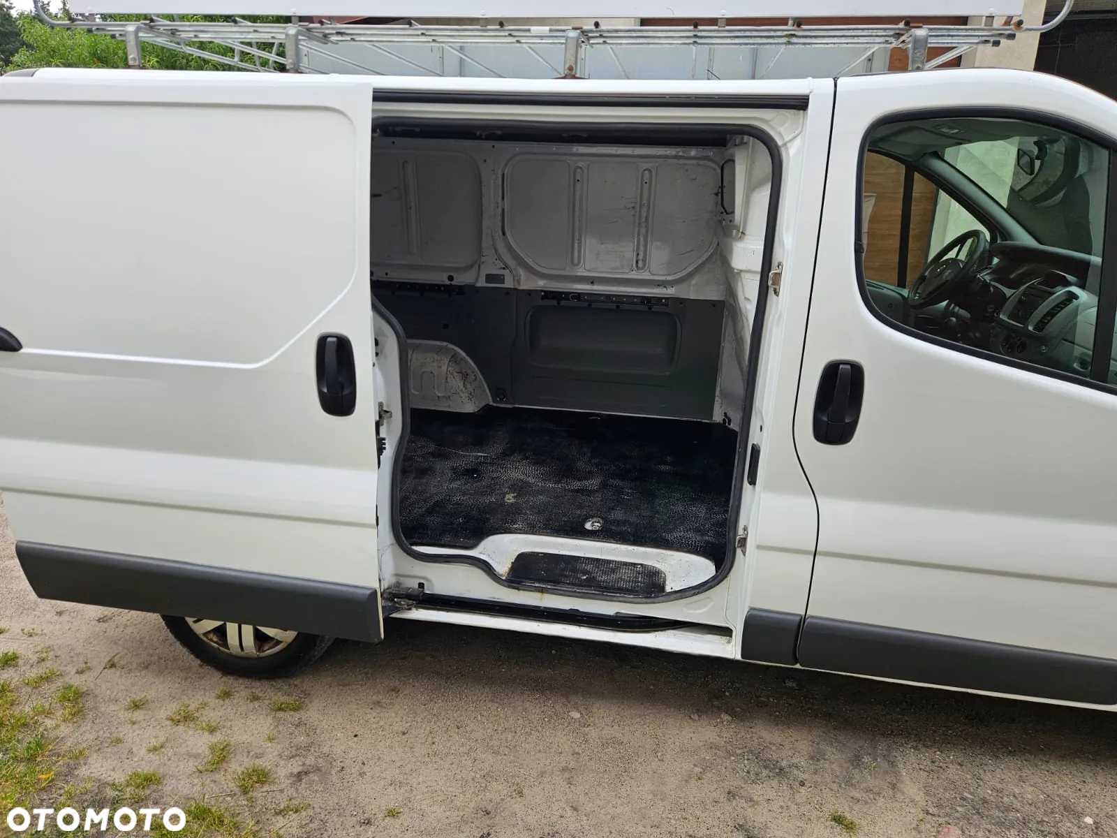 Opel VIVARO - 10