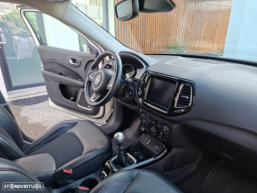 Jeep Compass 1.6 M-Jet Limited - 10