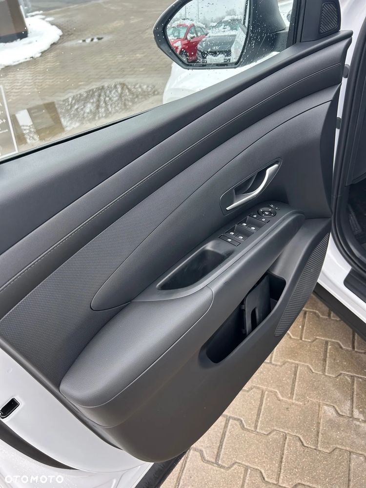 Hyundai Tucson 1.6 T-GDi HEV Modern 2WD - 9