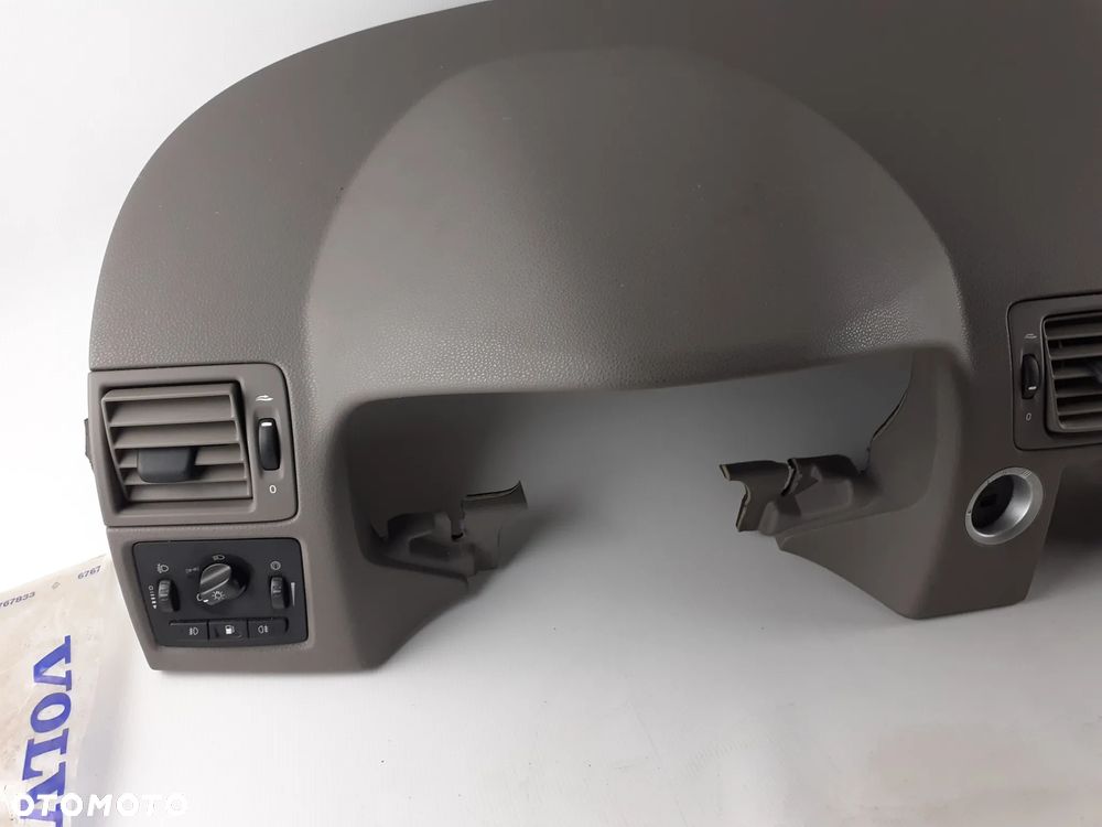 Volvo C30 S40 V50 konsola kokpit - 2