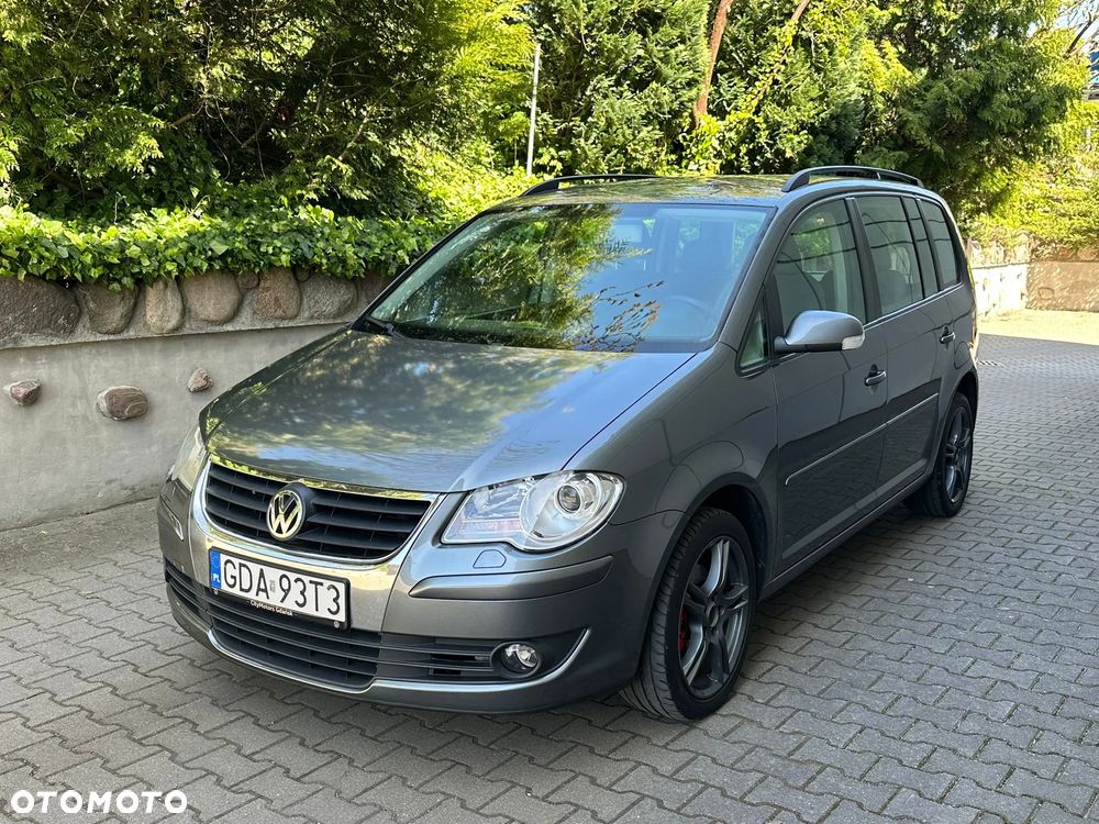 Volkswagen Touran 1.9 TDI DPF DSG Trendline - 3