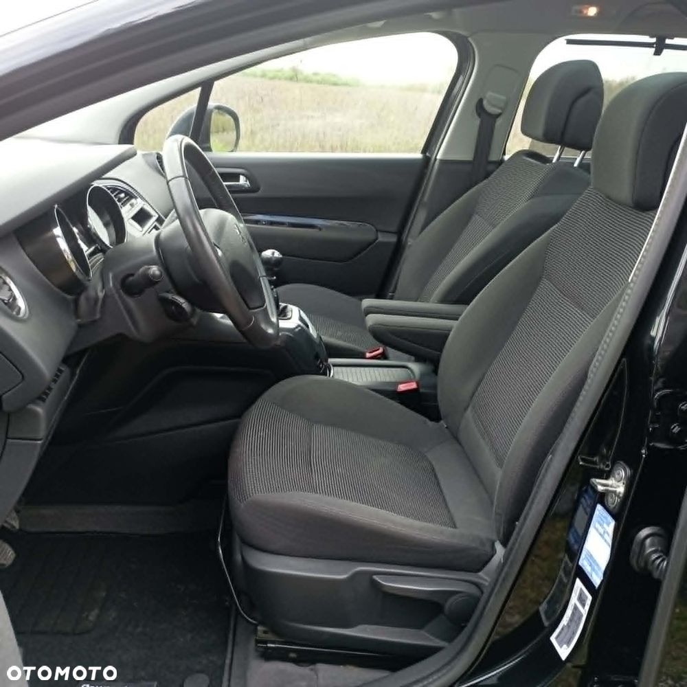 Peugeot 5008 1.6 THP Family 7os - 11