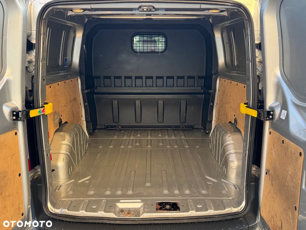Ford Transit Custom - 10