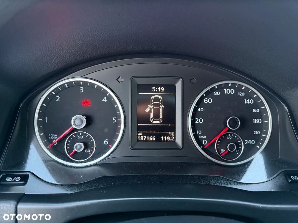 Volkswagen Tiguan 2.0 TDI DPF BlueMotion Technology Exclusive - 21