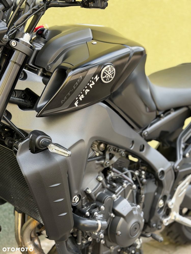 Yamaha MT - 30