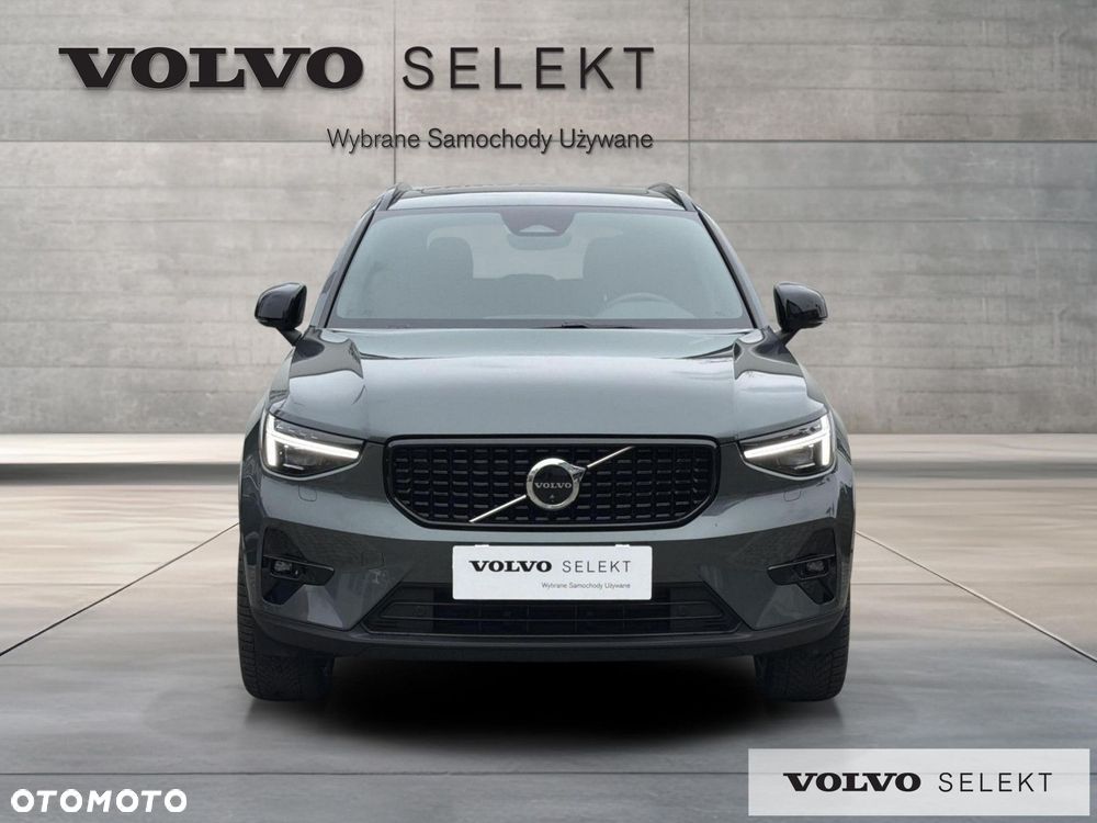 Volvo XC 40 - 3