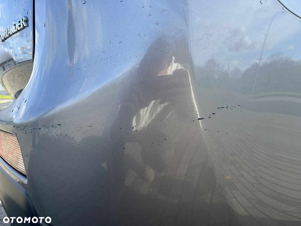 Mitsubishi Outlander - 13