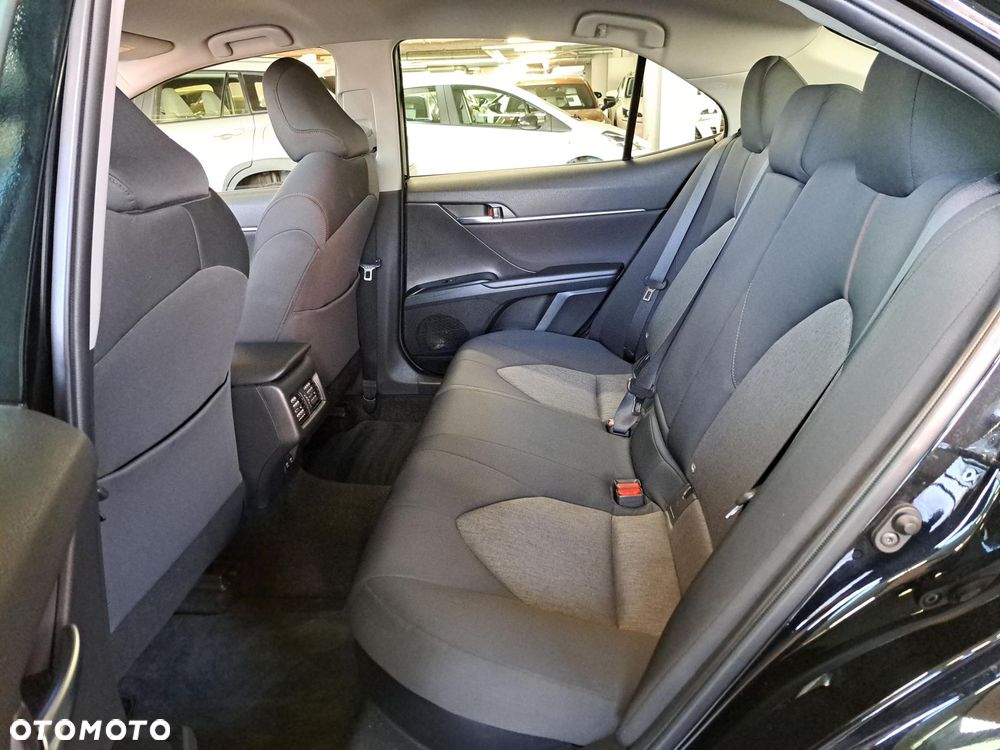 Toyota Camry 2.5 Hybrid Comfort CVT - 13
