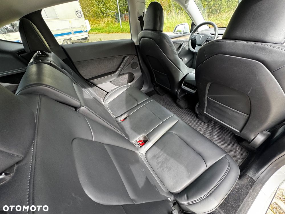 Tesla Model Y Performance AWD - 20