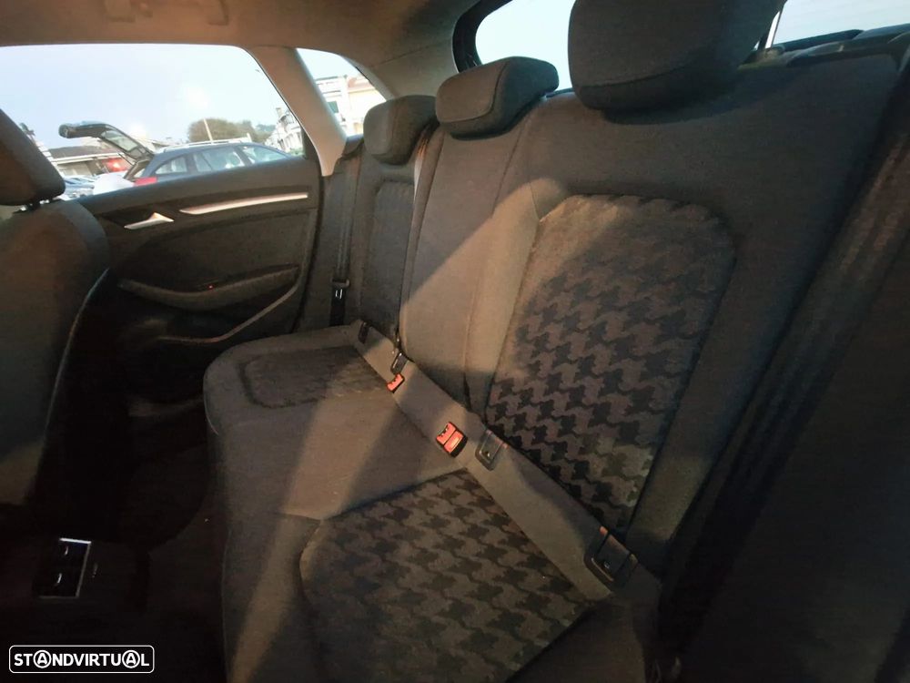 Audi A3 Sportback 1.6 TDI Attraction - 7