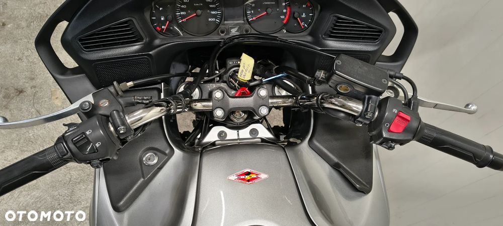 Honda Deauville - 12