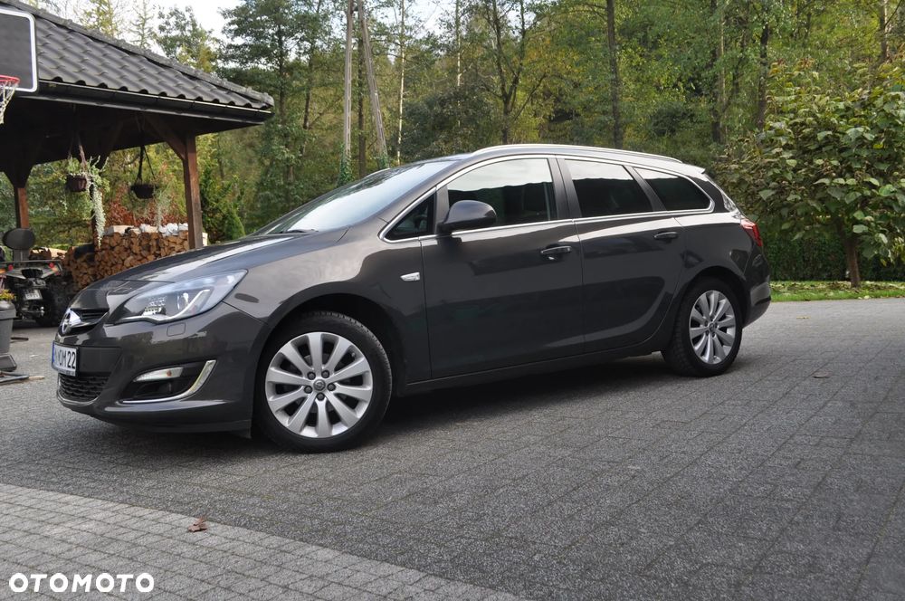 Opel Astra 1.4 Turbo Exklusiv - 8