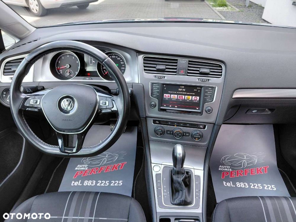 Volkswagen Golf - 18
