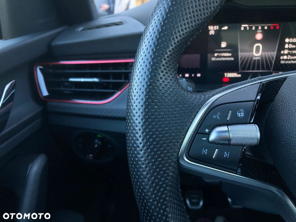 Skoda Kamiq 1.0 TSI Monte Carlo - 10