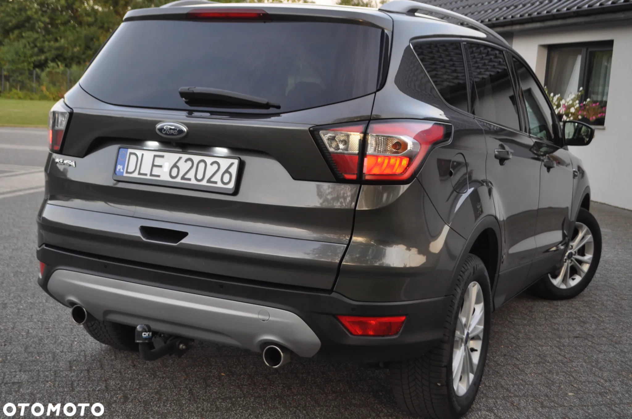 Ford Kuga 2.0 TDCi 2x4 Titanium - 11