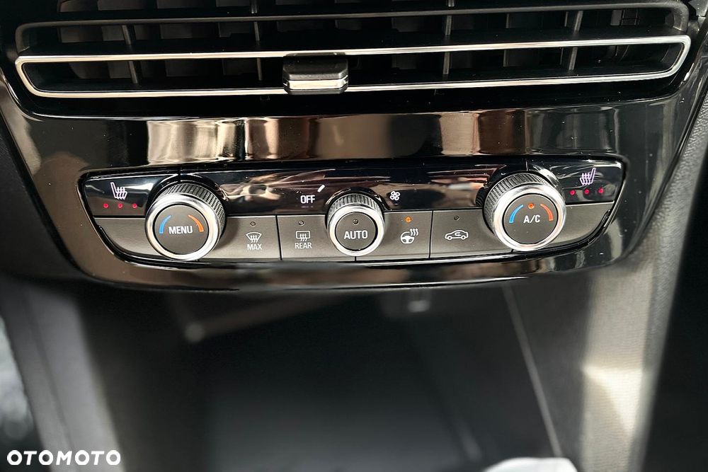 Opel Mokka 1.2 T Business Edition S&S - 13