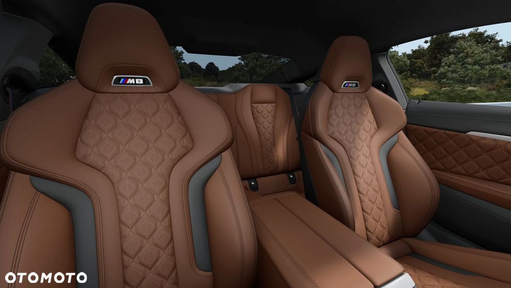 BMW M8 Competition - 11