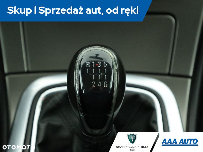 Opel Insignia - 14