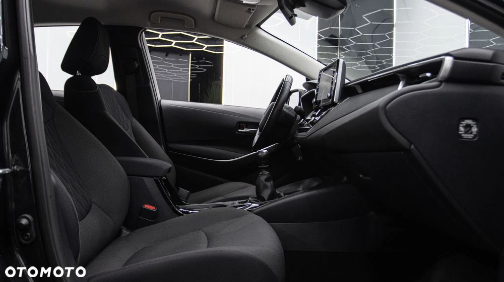 Toyota Corolla 1.5 Comfort - 17
