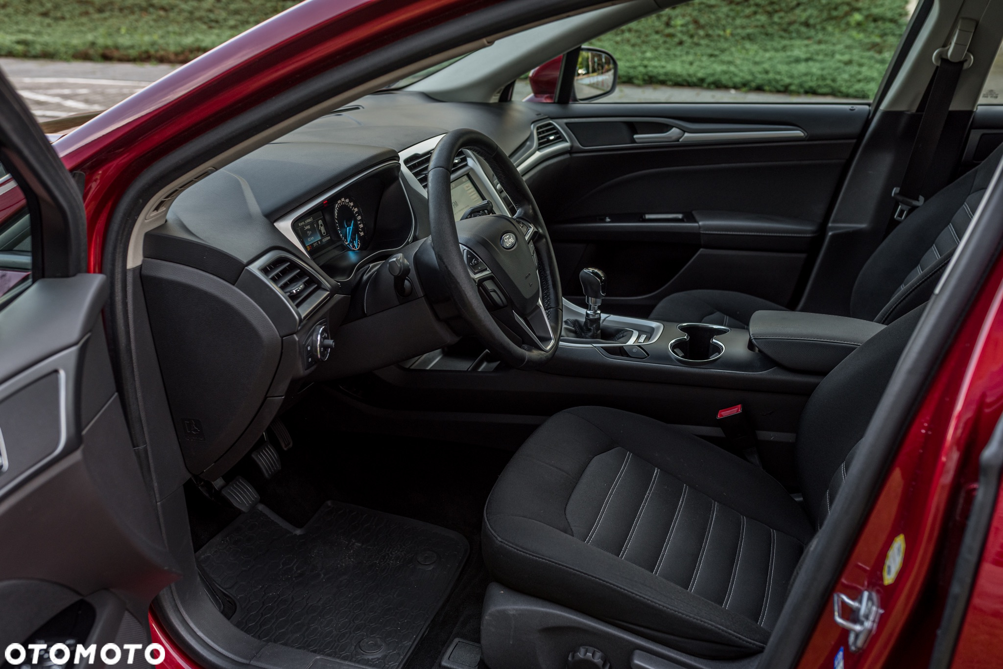 Ford Mondeo - 14