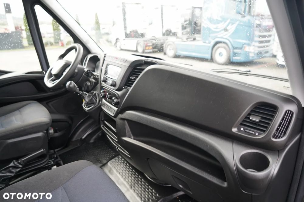 Iveco DAILY 35-130 / CHŁODNIA / AGREGAT XARIOS 350 /  2020 R / Sprowadzony - 35