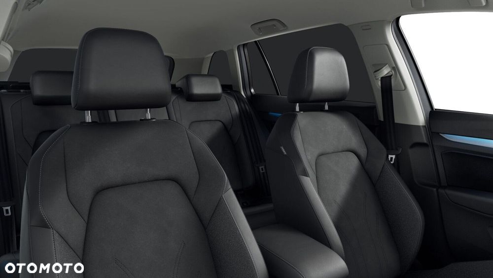 Volkswagen Golf Variant - 8