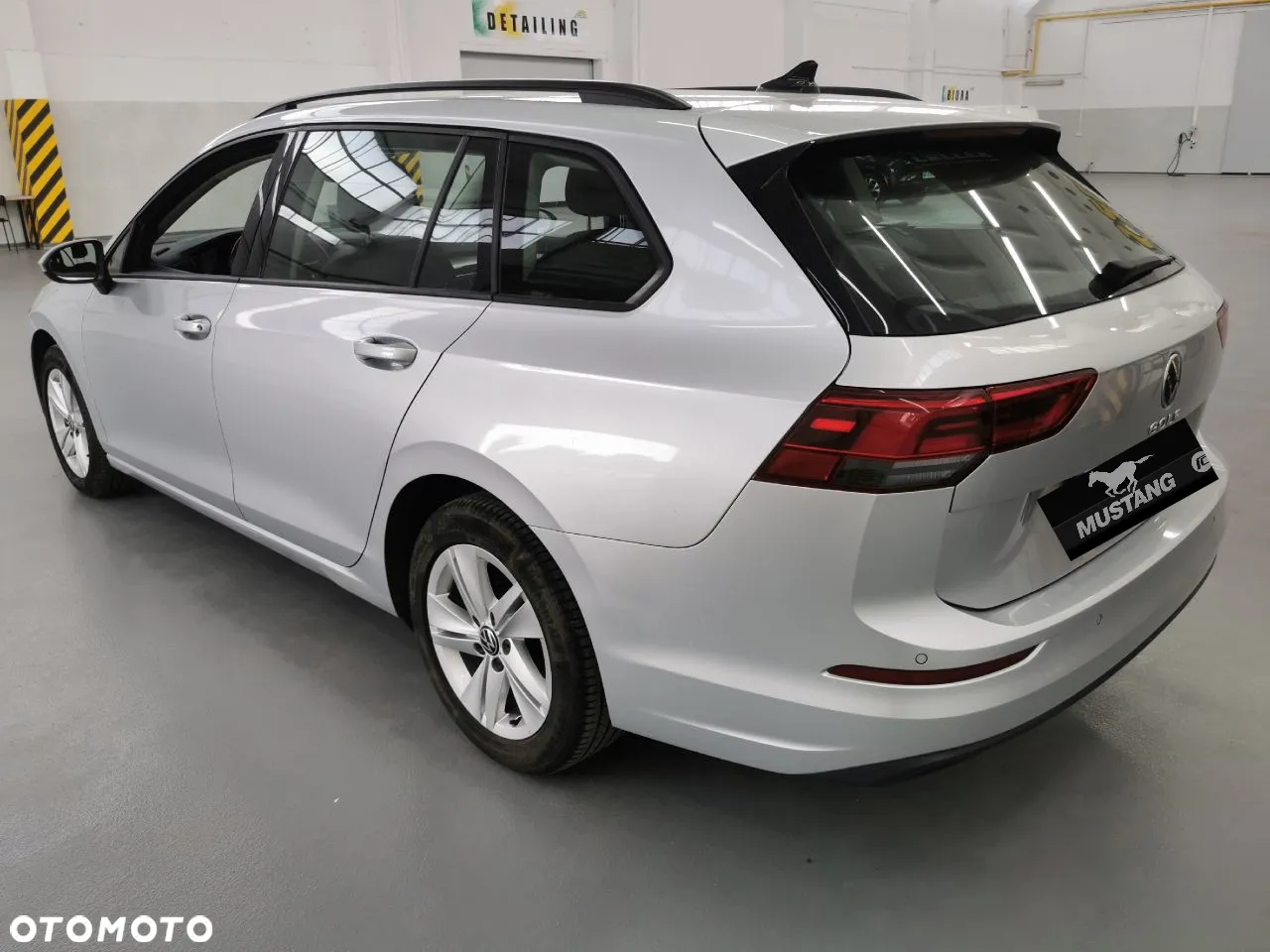 Volkswagen Golf VIII 1.5 TSI EVO Life - 6