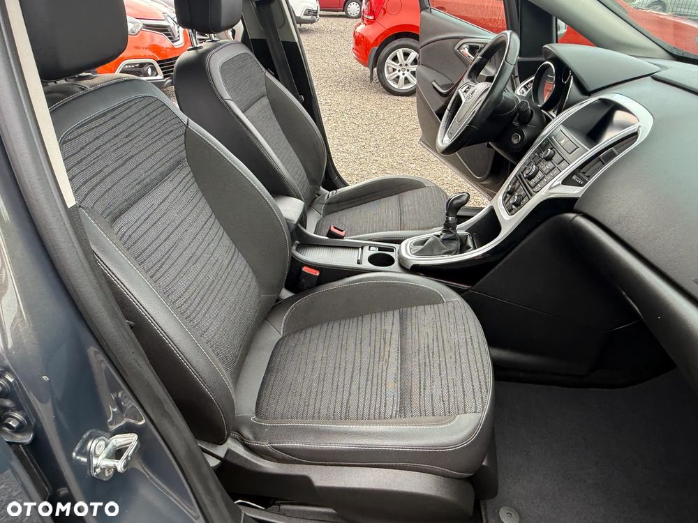 Opel Astra 1.4 T Cosmo S&S EU6 - 23