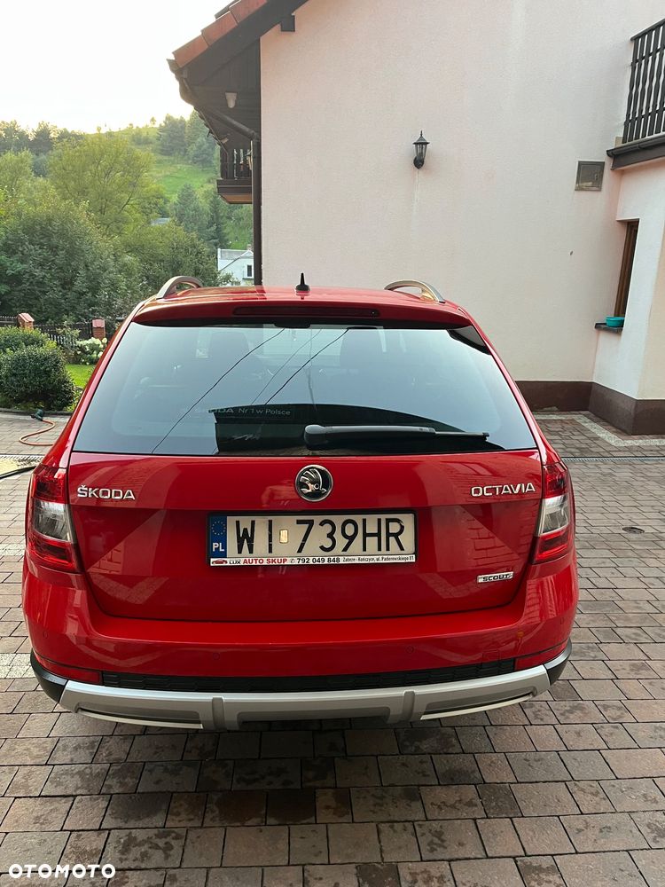 Skoda Octavia Scout 2.0 TDI 4x4 DSG - 10