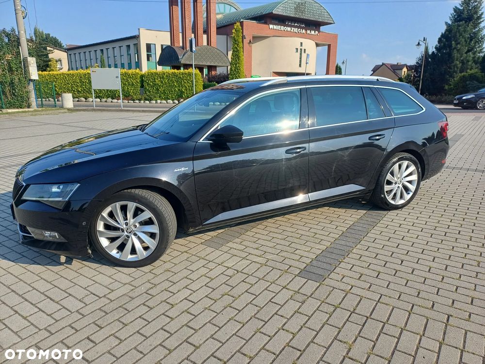Skoda Superb 2.0 TDI 4x4 L&K DSG - 9