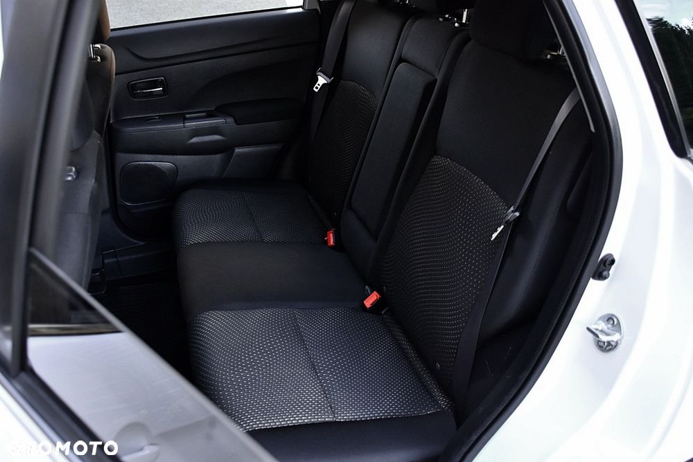 Mitsubishi ASX 1.8 DI-D 4WD Diamant Edition - 33