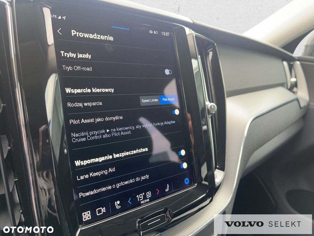 Volvo XC 60 - 25
