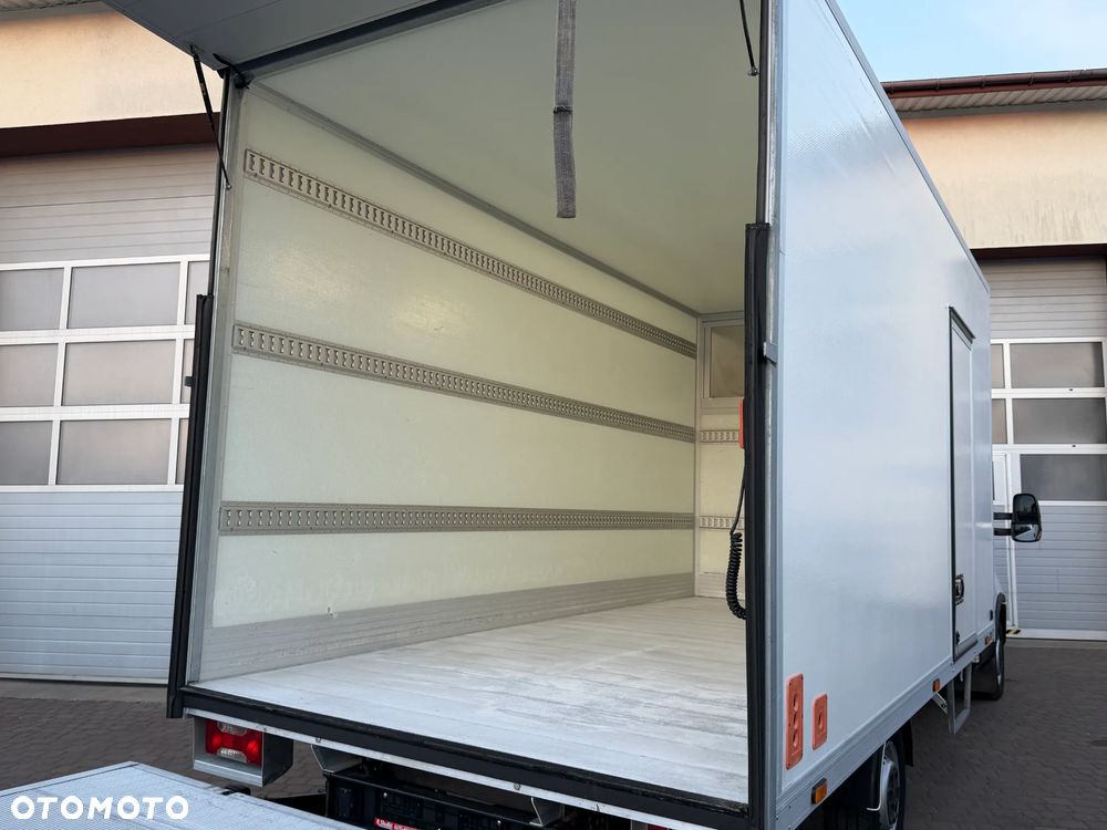 Iveco Daily 3,0 10 EP Izoterma Winda - 8