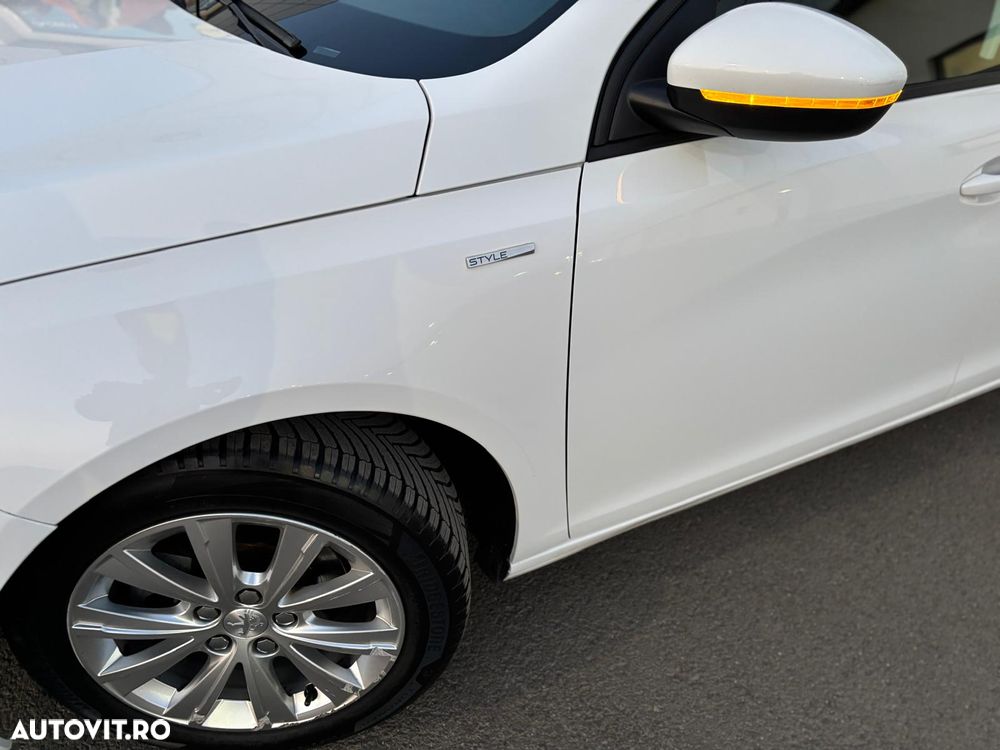 Peugeot 308 - 9