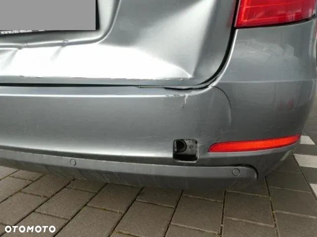 Skoda Superb 2.0 TDI Ambition DSG - 4