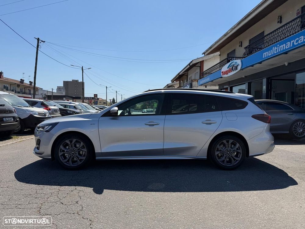 Ford Focus SW 1.0 EcoBoost MHEV ST-Line - 4