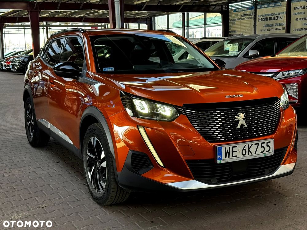 Peugeot 2008 PureTech 130 Allure S&S EAT8 - 1