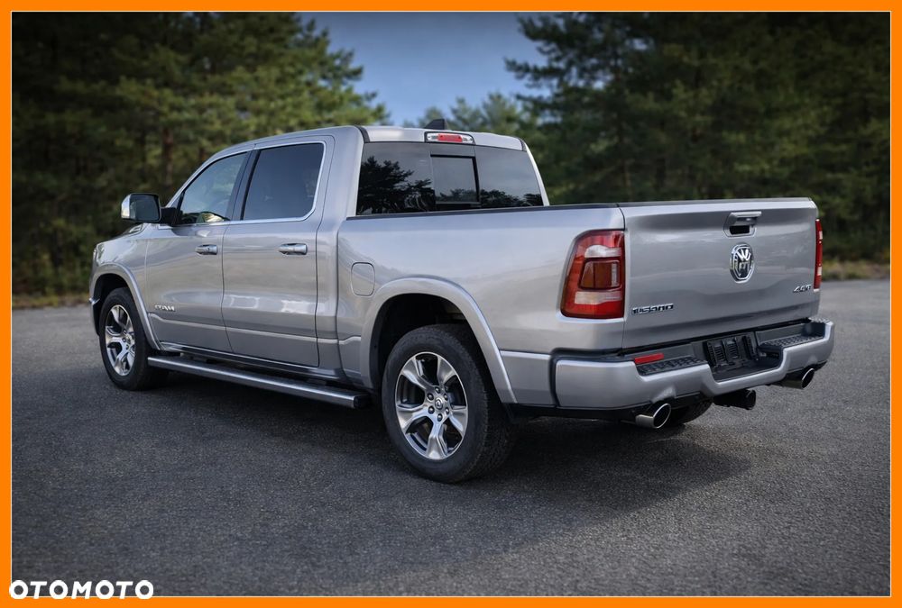 RAM 1500 Crew Cab Laramie - 3