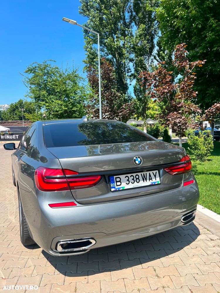 BMW Seria 7 730d xDrive - 13