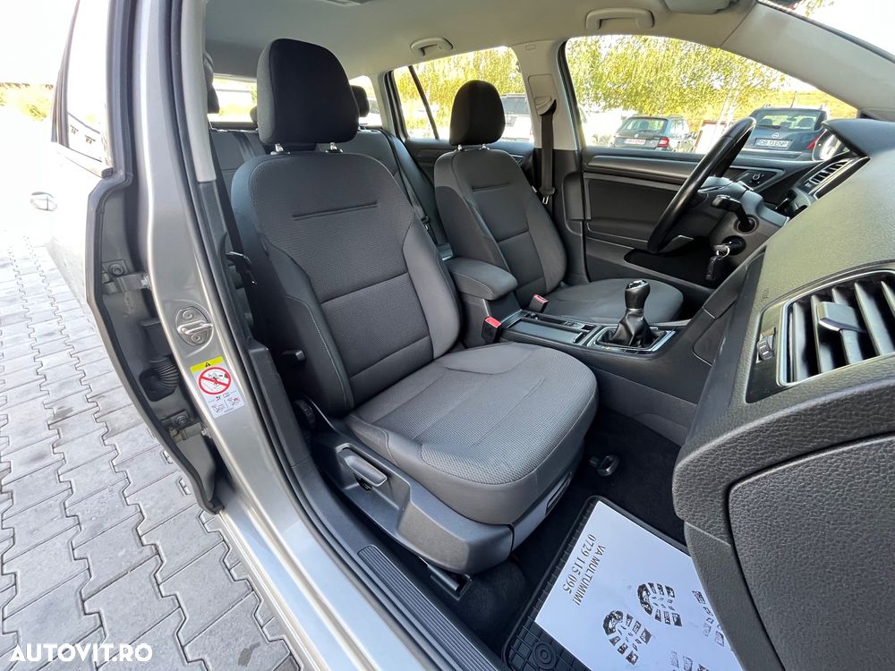 Volkswagen Golf 1.6 TDI BlueMotion Technology Comfortline - 6